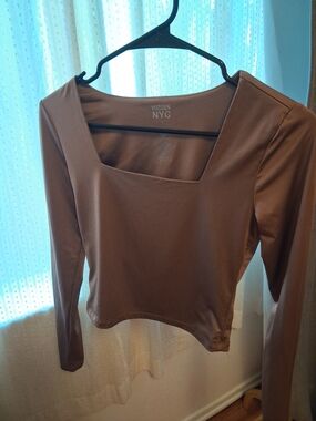 Madden NYC Long Sleeve Square Neck Crop Top Brown Small